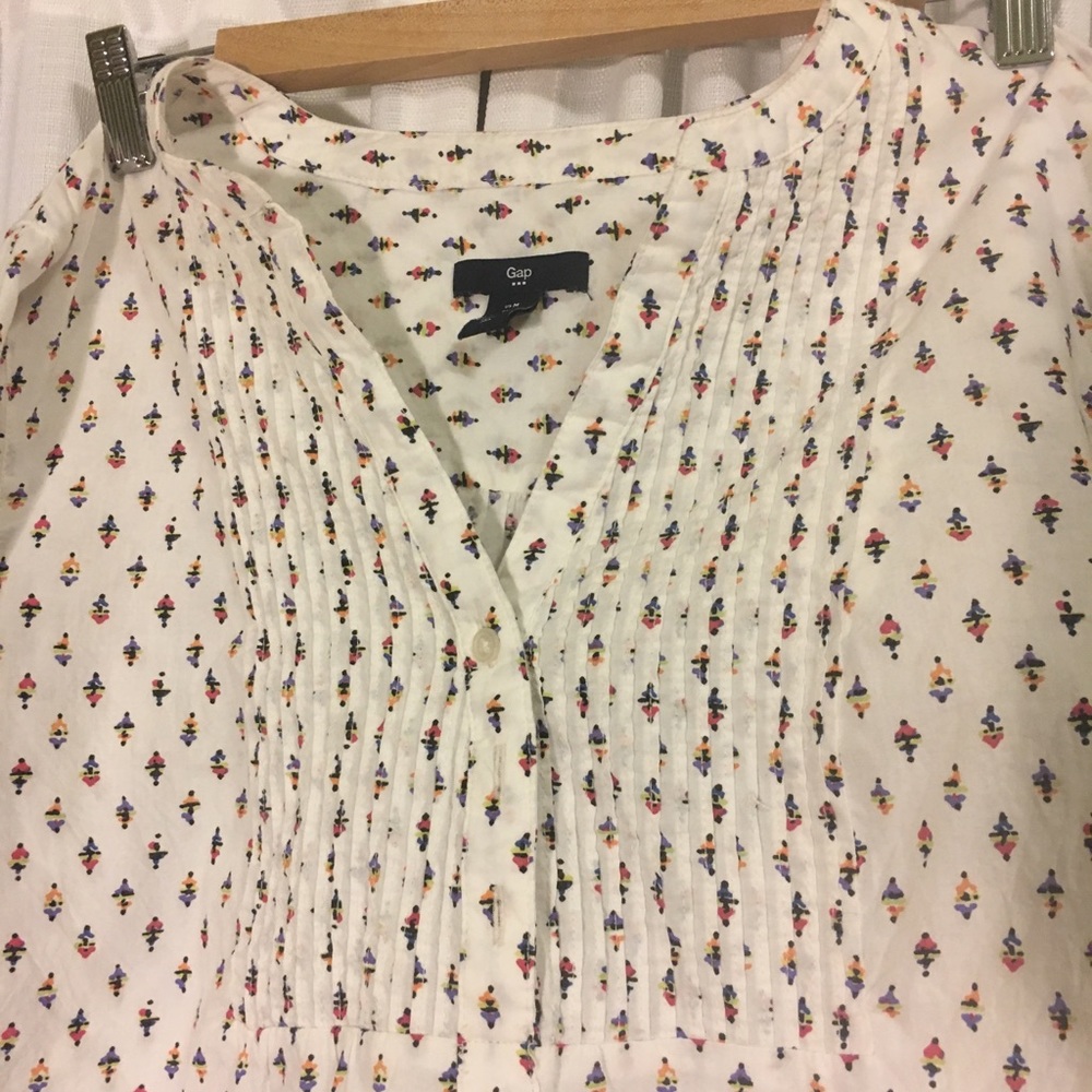 Gap flowered tunic shirt